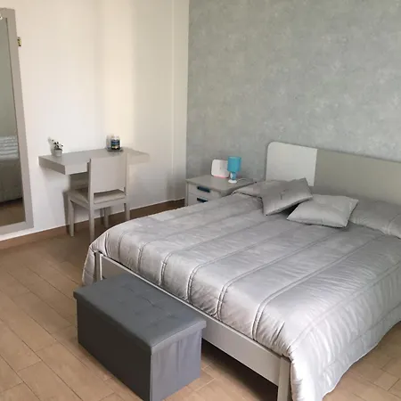 Corso Italia 83 Apartman Taranto